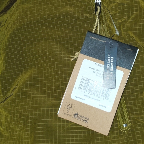 The North Face Women's M66 Utility Wind Jacket - Sulphur Moss - Picture 10 of 10